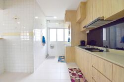 Blk 705 Hougang Avenue 2 (Hougang), HDB Executive #581972551